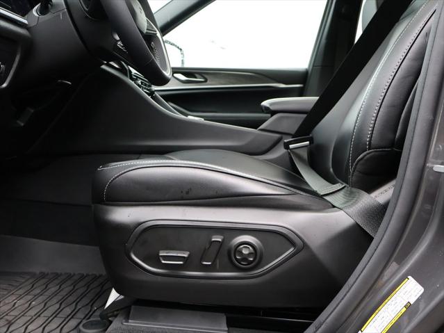 2025 Jeep Grand Cherokee Limited 4x4
