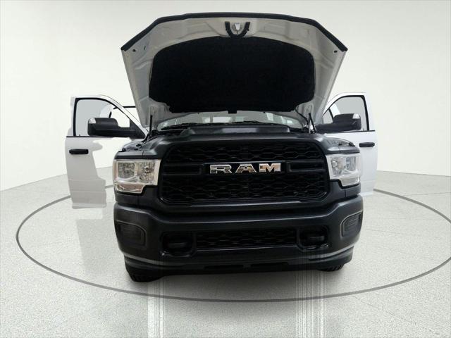 2022 Ram 2500 Tradesman Crew Cab 4x4 6'4" Box