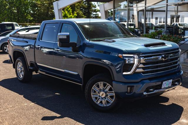 2024 Chevrolet Silverado 3500HD 4WD Crew Cab Standard Bed High Country for sale in Tigard, OR