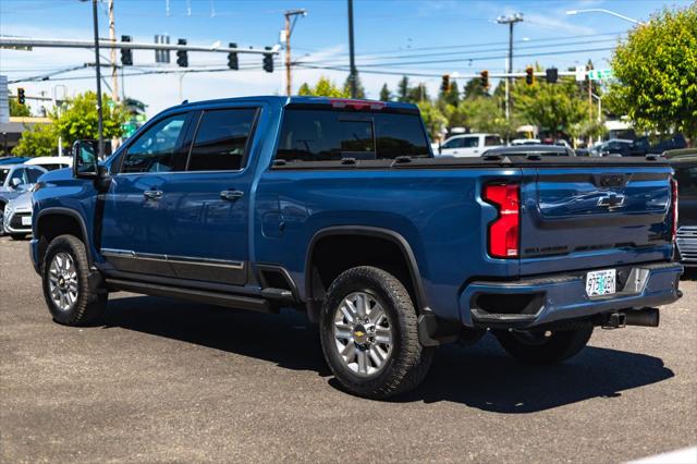 2024 Chevrolet Silverado 3500HD 4WD Crew Cab Standard Bed High Country