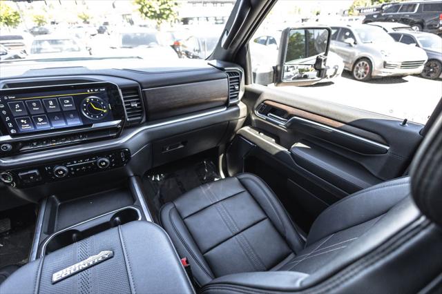2024 Chevrolet Silverado 3500HD 4WD Crew Cab Standard Bed High Country