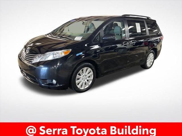 2017 Toyota Sienna XLE Premium 7 Passenger for sale in Traverse City, MI