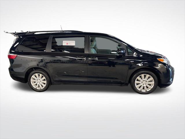 2017 Toyota Sienna XLE Premium 7 Passenger