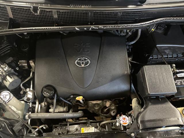 2017 Toyota Sienna XLE Premium 7 Passenger