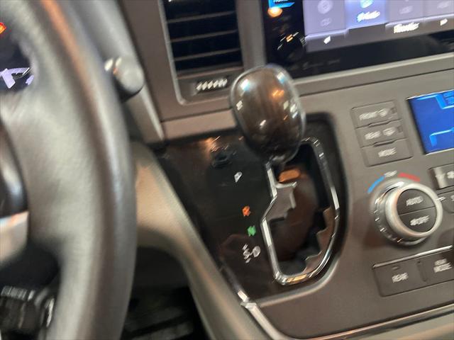 2017 Toyota Sienna XLE Premium 7 Passenger