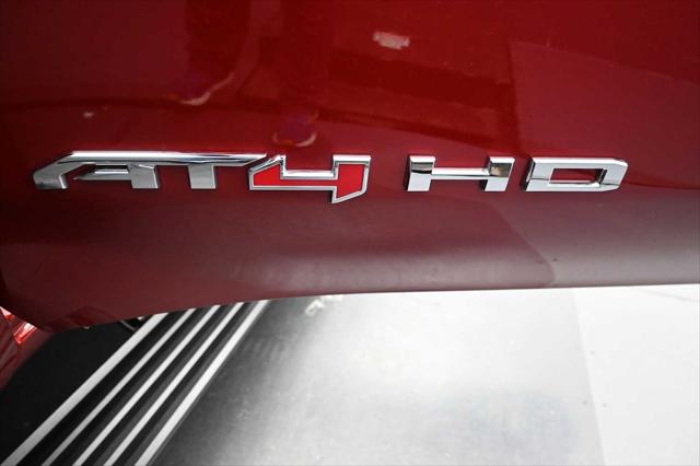 2026 GMC Sierra 2500HD Crew Cab, Standard Bed, AT4, 4WD