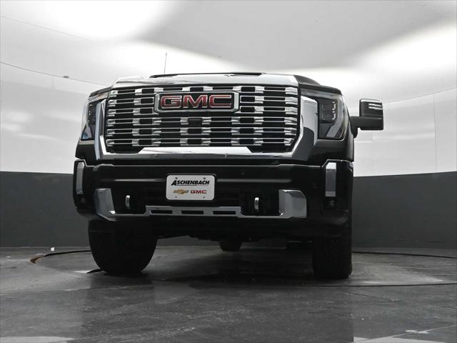 2026 GMC Sierra 2500HD Crew Cab, Standard Bed, Denali, 4WD
