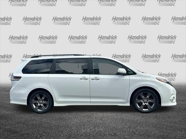 2015 Toyota Sienna SE Premium 8 Passenger