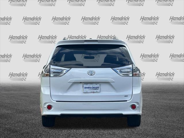 2015 Toyota Sienna SE Premium 8 Passenger