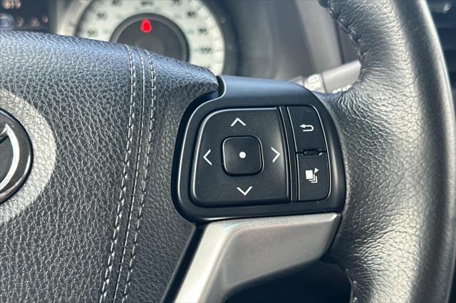 2015 Toyota Sienna SE Premium 8 Passenger