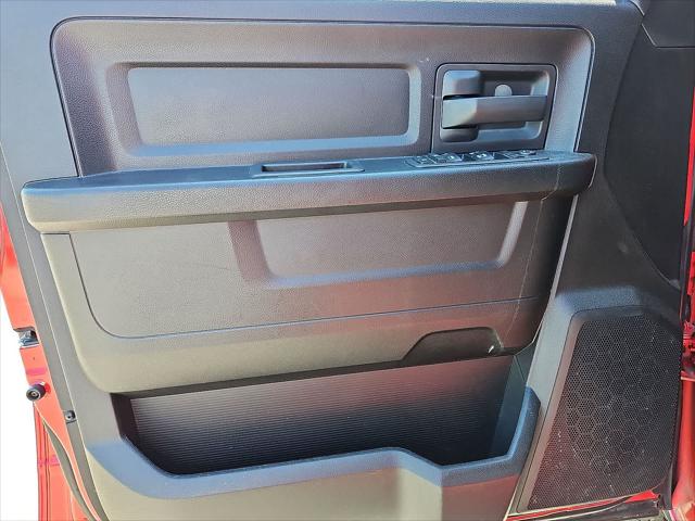 2019 Ram 1500 Classic Tradesman Crew Cab 4x4 5'7" Box