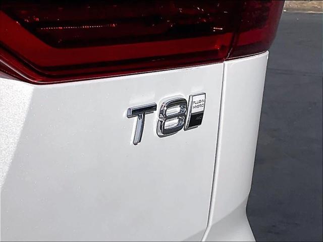 2026 Volvo XC60 Plug-In Hybrid Ultra, T8 AWD Electric/Gasoline, Dark