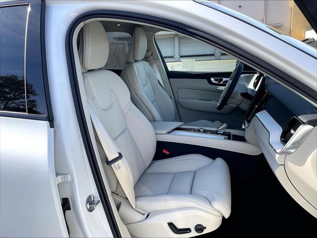 2026 Volvo XC60 Plug-In Hybrid Ultra, T8 AWD Electric/Gasoline, Dark