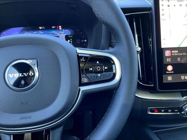 2026 Volvo XC60 Plug-In Hybrid Black Edition Ultra, T8 AWD Electric/Gasoline, Dark