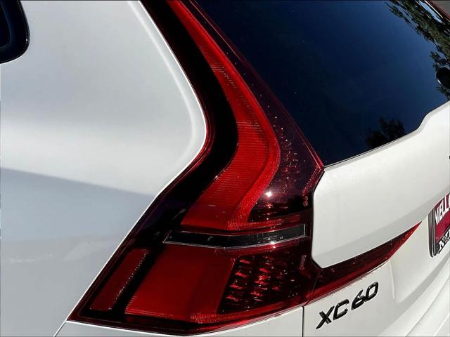 2026 Volvo XC60 Plug-In Hybrid Black Edition Ultra, T8 AWD Electric/Gasoline, Dark