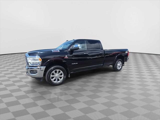 2020 Ram 3500 Laramie Crew Cab 4x4 8' Box