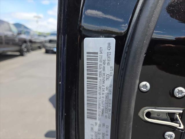 2020 Ram 3500 Laramie Crew Cab 4x4 8' Box