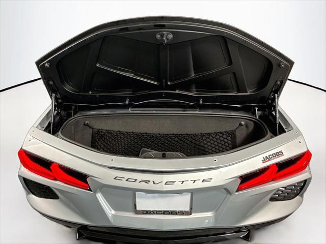 2026 Chevrolet Corvette Stingray Convertible, 2LT, RWD