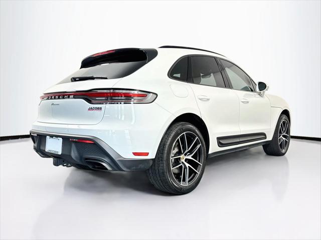 2023 Porsche Macan T