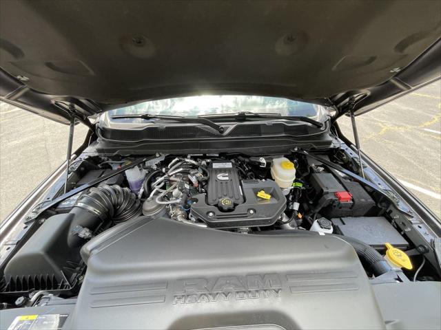 2026 Ram 3500 Lone Star Crew Cab 4x4 8' Box