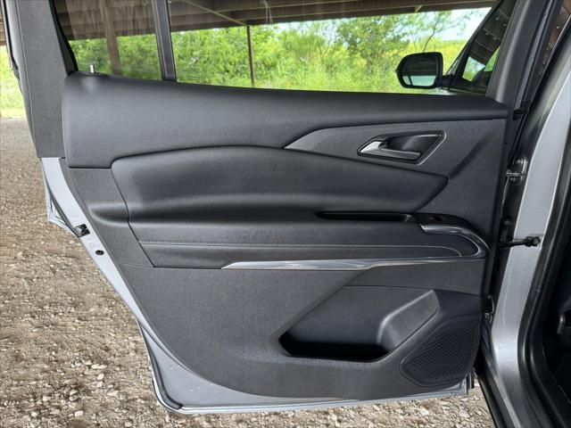 2025 Chevrolet Traverse FWD LT