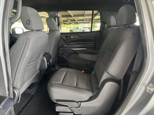 2025 Chevrolet Traverse FWD LT