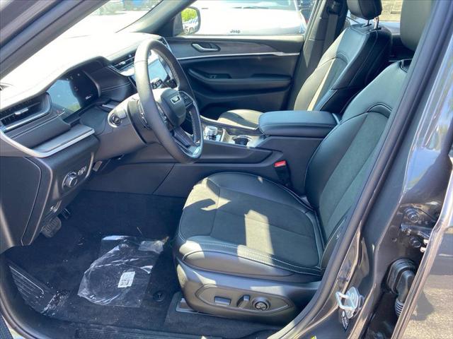 2026 Jeep Grand Cherokee L Altitude 4x4