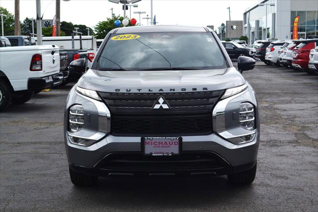 2023 Mitsubishi Outlander SE Black Edition S-AWC