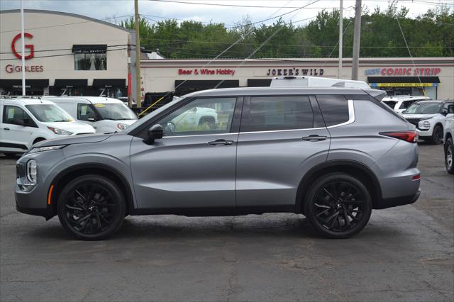 2023 Mitsubishi Outlander SE Black Edition S-AWC