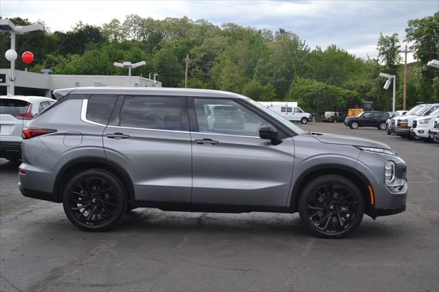 2023 Mitsubishi Outlander SE Black Edition S-AWC