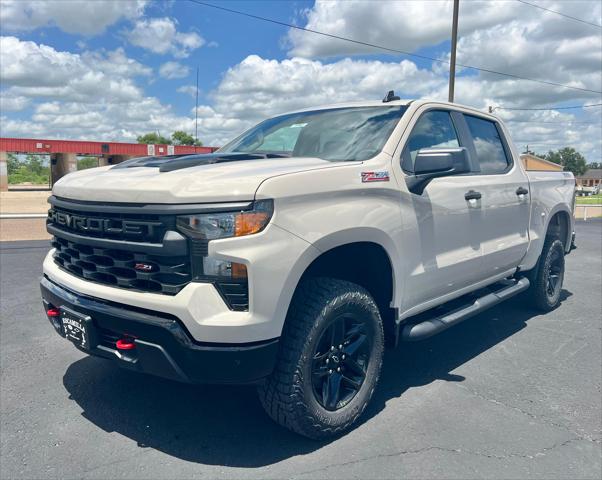 2026 Chevrolet Silverado 1500 4WD Crew Cab Short Bed Custom Trail Boss for sale in Hebbronville, TX