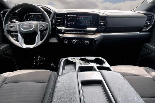 2024 GMC Sierra 1500 4WD Crew Cab Short Box Elevation with 3VL