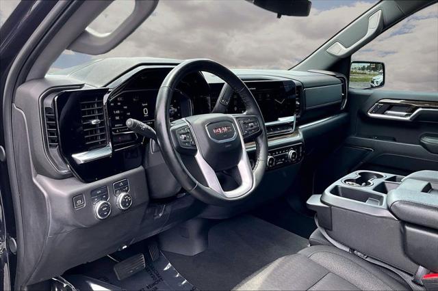 2024 GMC Sierra 1500 4WD Crew Cab Short Box Elevation with 3VL