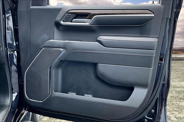 2024 GMC Sierra 1500 4WD Crew Cab Short Box Elevation with 3VL