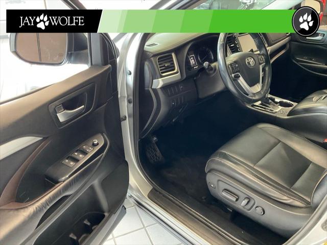 2016 Toyota Highlander XLE V6