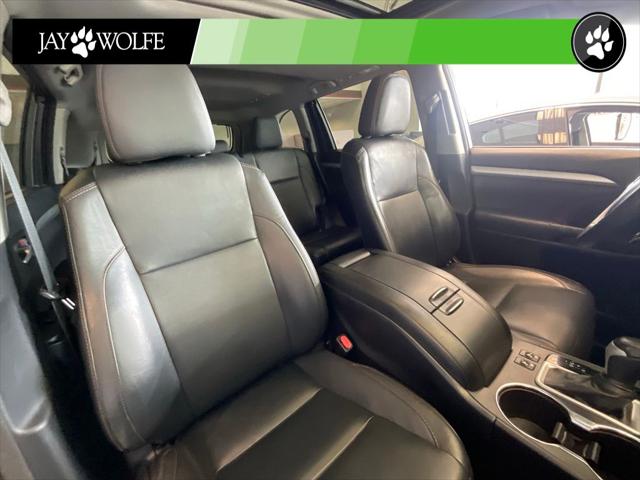 2016 Toyota Highlander XLE V6