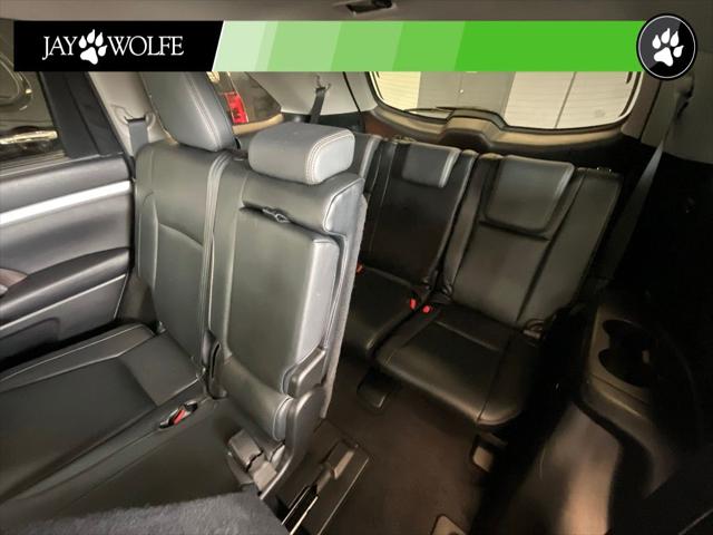 2016 Toyota Highlander XLE V6