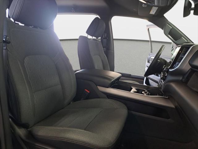 2022 Ram 1500 Big Horn Crew Cab 4x4 5'7" Box