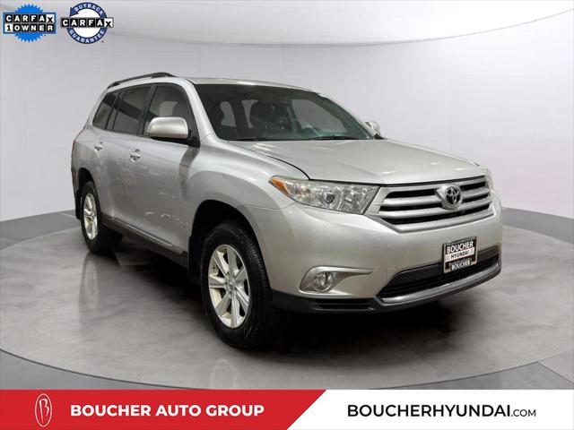 2012 Toyota Highlander SE V6 for sale in Waukesha, WI