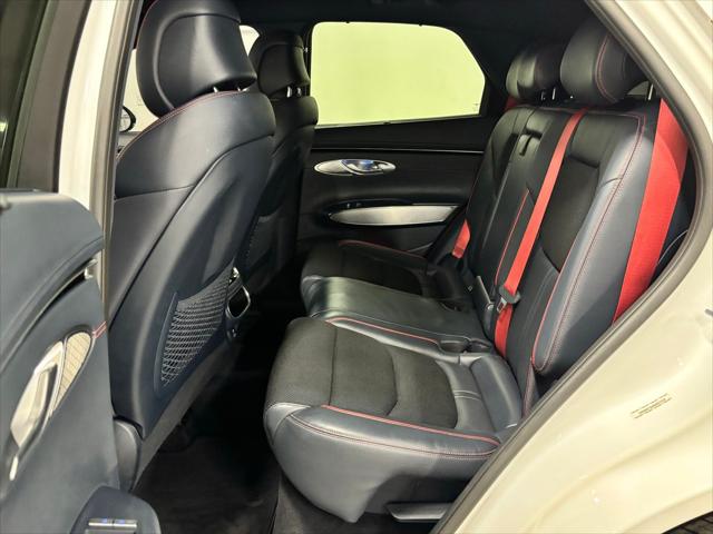 2022 Genesis GV70 2.5T AWD