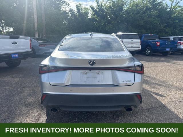 2021 Lexus IS 300 300