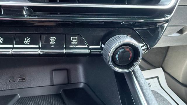 2026 Chevrolet Traverse FWD RS