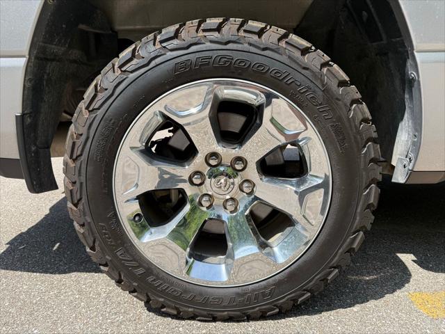 2019 Ram 1500 Big Horn/Lone Star Crew Cab 4x4 5'7" Box