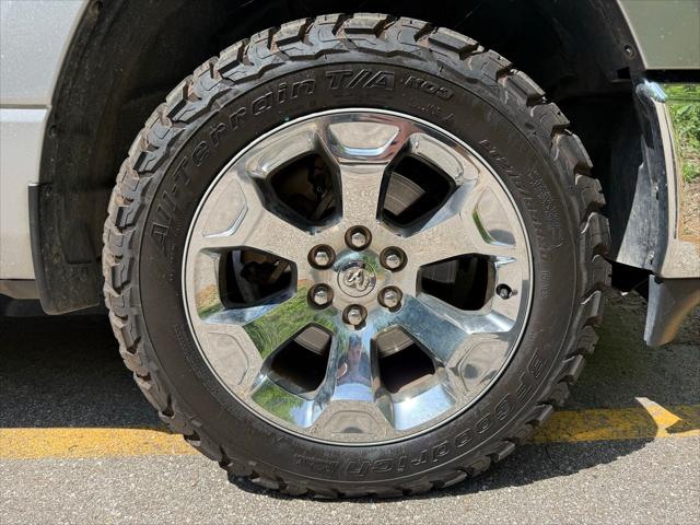 2019 Ram 1500 Big Horn/Lone Star Crew Cab 4x4 5'7" Box