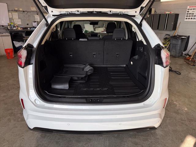 2024 Ford Edge SE