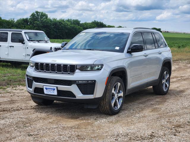 2026 Jeep Grand Cherokee Limited 4x2