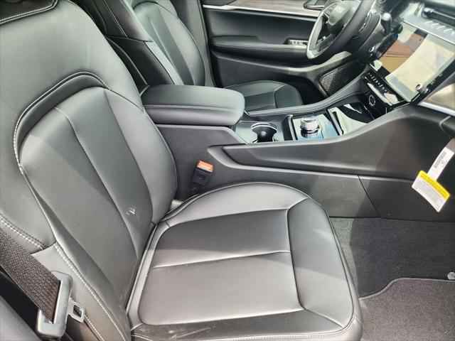 2026 Jeep Grand Cherokee Limited 4x2