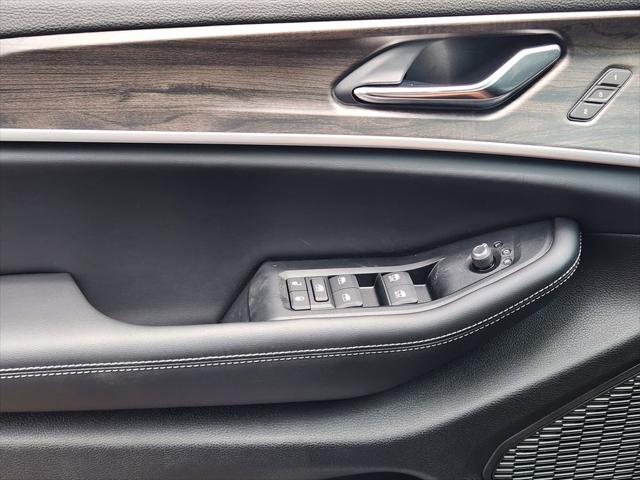 2026 Jeep Grand Cherokee Limited 4x2