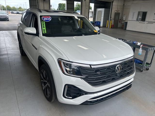 2025 Volkswagen Atlas 2.0T SEL Premium R-Line for sale near Groveport, OH