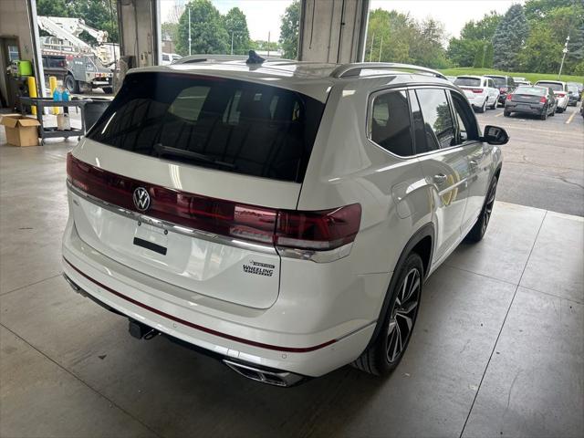2025 Volkswagen Atlas 2.0T SEL Premium R-Line